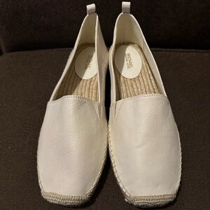 BRAND NEW W/O TAGS. Michael Kors leather women’s espadrilles. Sz 11. Cream color